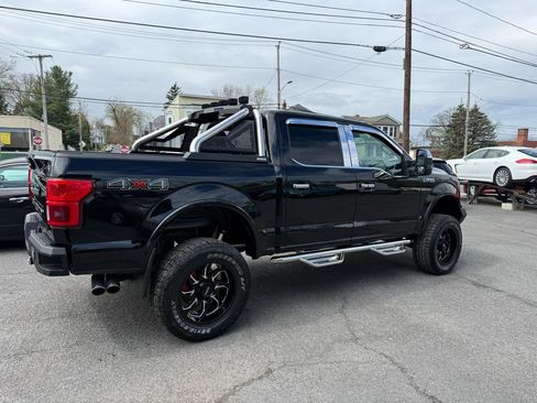 Used 2018 Ford F150 Lariat w/ Equipment Group 502A Luxury AWD/4WD image 9