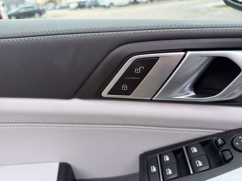 Used 2026 BMW X5 xDrive50e w/ Executive Package image 26