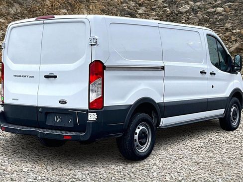 Used 2016 Ford Transit 250 130 Low Roof image 2