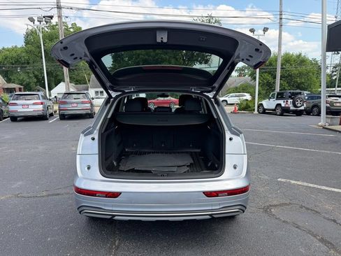 Used 2023 Audi Q5 2.0T Premium w/ Convenience Package AWD/4WD image 23