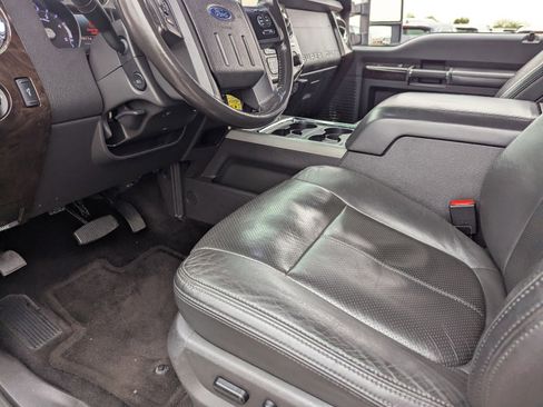 Used 2014 Ford F250 Platinum w/ FX4 Off-Road Package image 7