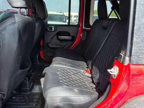Used 2021 Jeep Wrangler Unlimited Sport AWD/4WD image 11