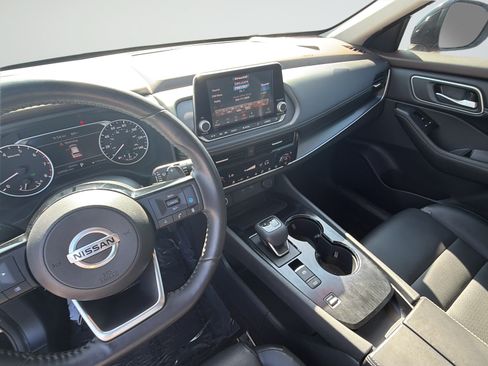 Used 2021 Nissan Rogue SV w/ Premium Package FWD image 21