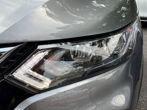 Certified 2021 Nissan Rogue Sport SV AWD/4WD image 7