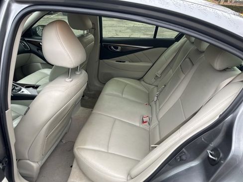 Used 2016 INFINITI Q50 3.0t Premium w/ Driver Assistance Package image 9