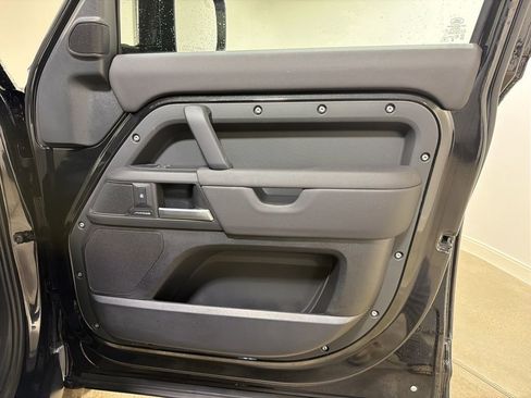 Used 2025 Land Rover Defender 110 S AWD/4WD image 23