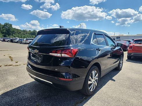 Used 2024 Chevrolet Equinox LT FWD image 5