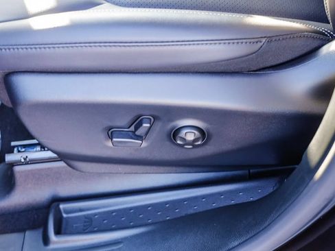 New 2027 Chrysler Pacifica Select FWD image 26