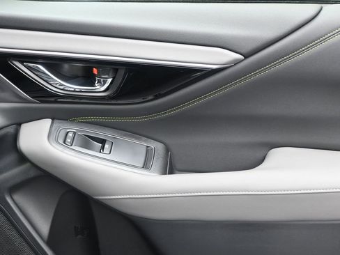 Certified 2025 Subaru Outback Onyx Edition image 11