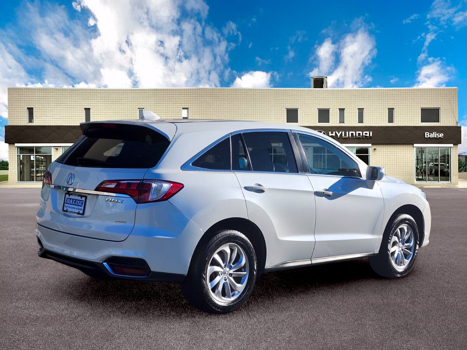 Used 2017 Acura RDX AWD image 3