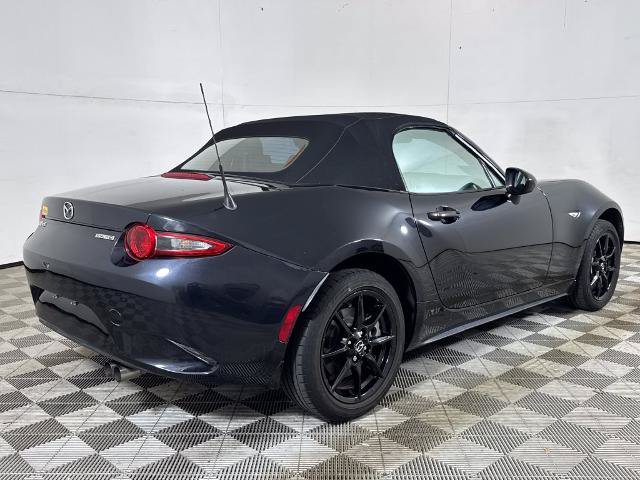 Used 2023 MAZDA MX-5 Miata Sport RWD image 3
