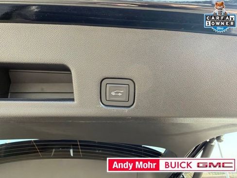 Used 2026 Chevrolet Traverse RS AWD/4WD image 22