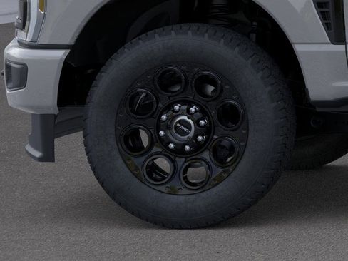 New 2026 Ford F250 Lariat w/ Black Appearance Package image 19