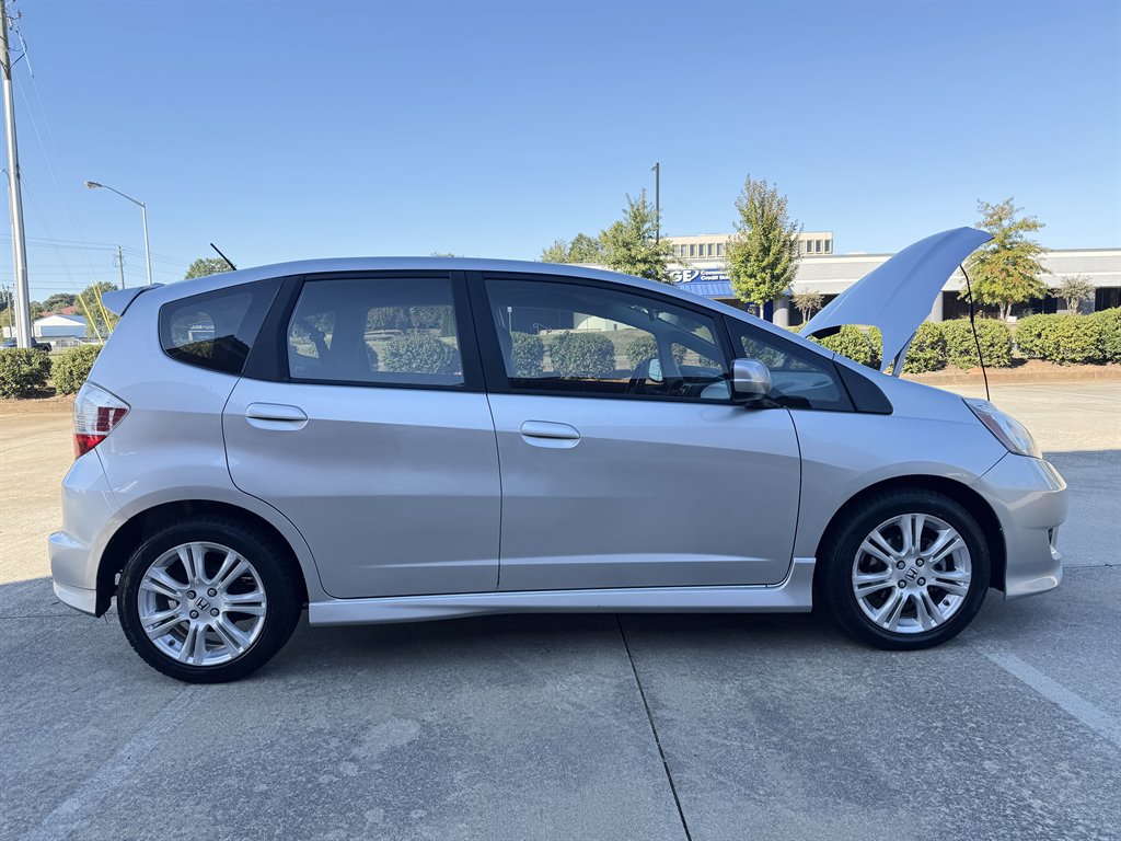 Used 2011 Honda Fit Sport image 33