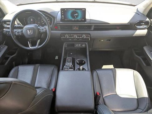 Used 2024 Honda Pilot EX-L image 17