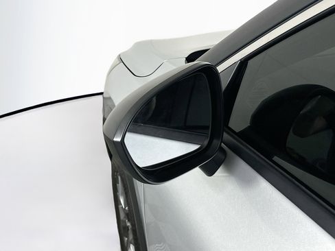 Used 2024 Nissan Rogue S image 16