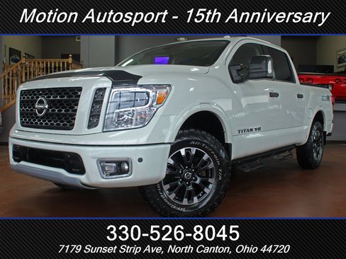 Used 2019 Nissan Titan SV image 1