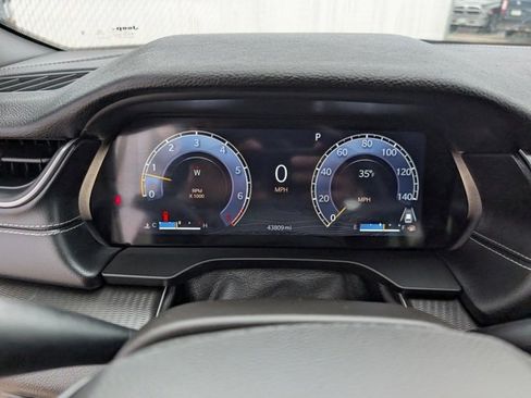 Used 2023 Jeep Grand Cherokee L Altitude image 14