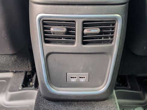 Used 2022 Dodge Charger Scat Pack RWD image 25