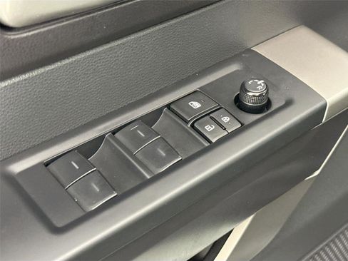 Used 2024 Toyota Tundra SR5 w/ SR5 Premium Package AWD/4WD image 27