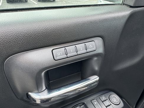 Used 2017 Chevrolet Silverado 1500 LTZ Z71 w/ LTZ Plus Package image 13