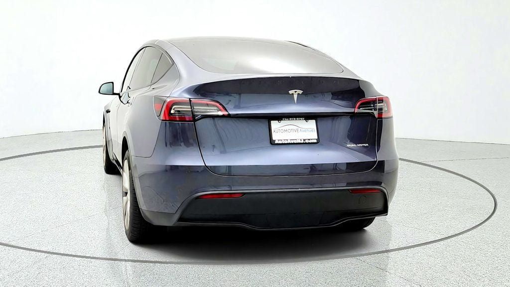 Used 2023 Tesla Model Y Long Range AWD/4WD image 6