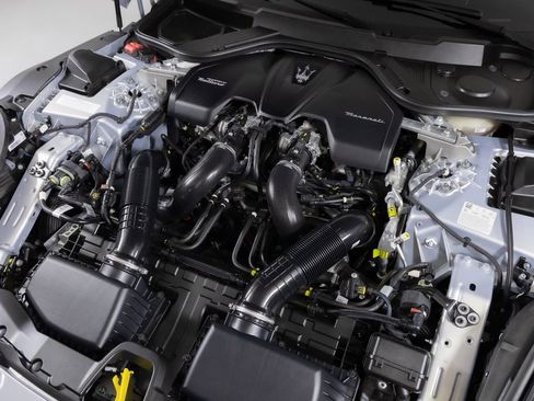 New 2026 Maserati GranCabrio Modena image 16