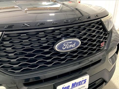 Used 2020 Ford Explorer ST w/ ST Street Pack AWD/4WD image 7