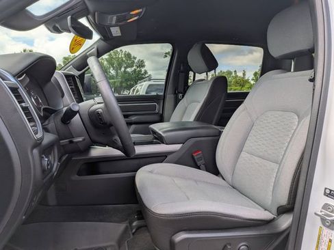 Used 2025 RAM 1500 Big Horn AWD/4WD image 12