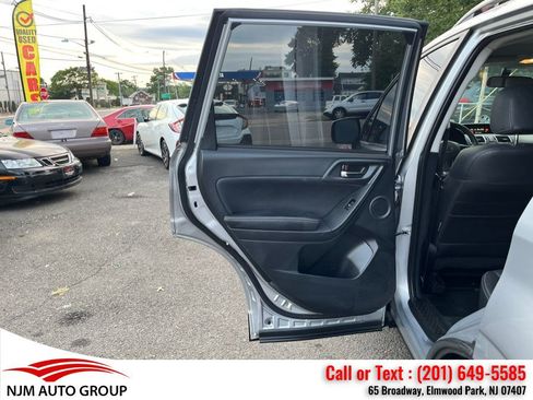 Used 2016 Subaru Forester 2.5i Limited AWD/4WD image 34