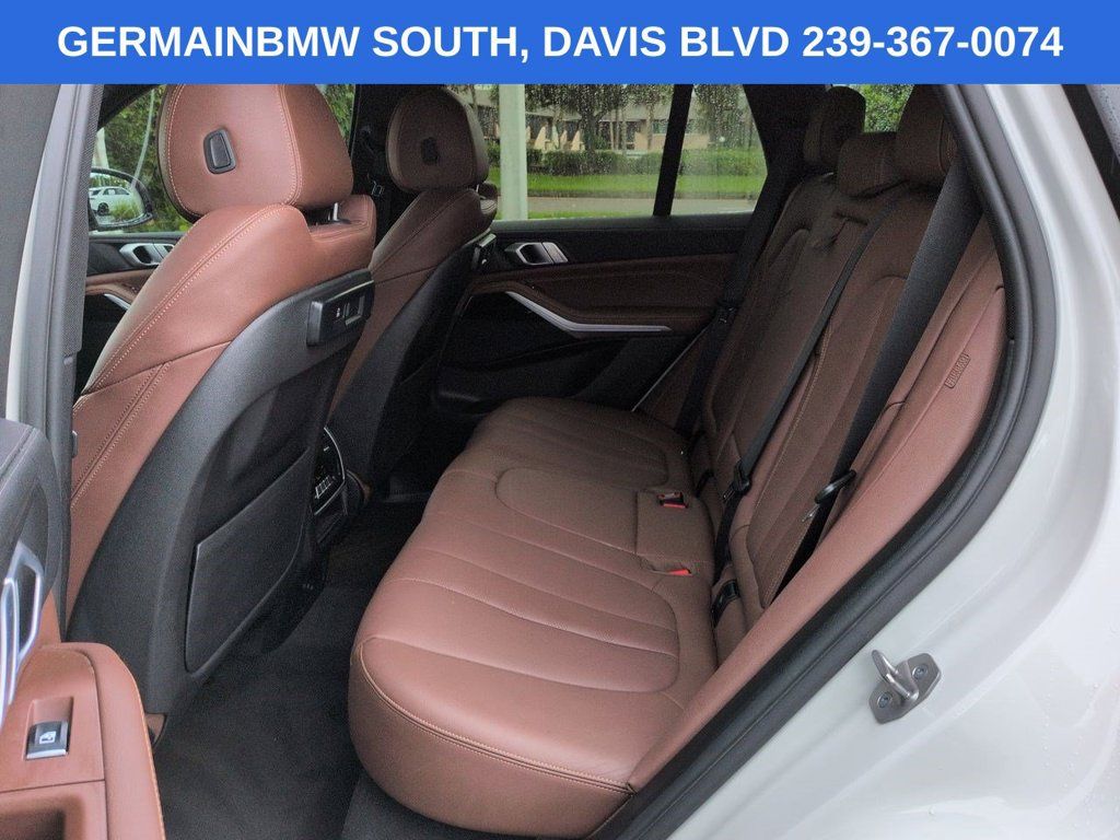 Used 2021 BMW X5 sDrive40i w/ Convenience Package RWD image 16