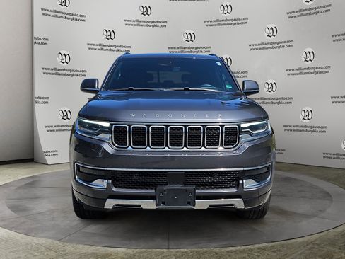 Used 2022 Jeep Wagoneer Series III image 8