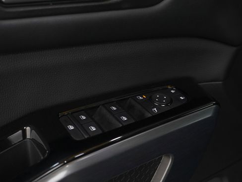 Used 2023 Nissan Pathfinder SL w/ SL Premium Package image 23