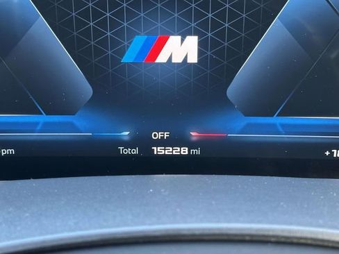 Certified 2024 BMW X7 M60i w/ Executive Package image 31