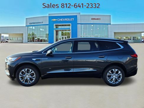 Used 2019 Buick Enclave Avenir w/ Avenir Technology Package image 4