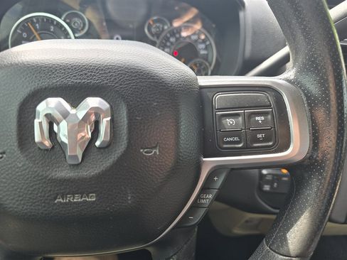 Used 2019 RAM 2500 Big Horn image 21
