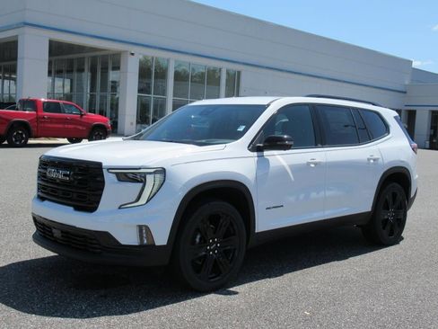 New 2025 GMC Acadia Elevation w/ Elevation Premium Package image 3
