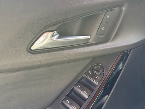 New 2026 Chevrolet Equinox LT w/ Convenience Package II image 14