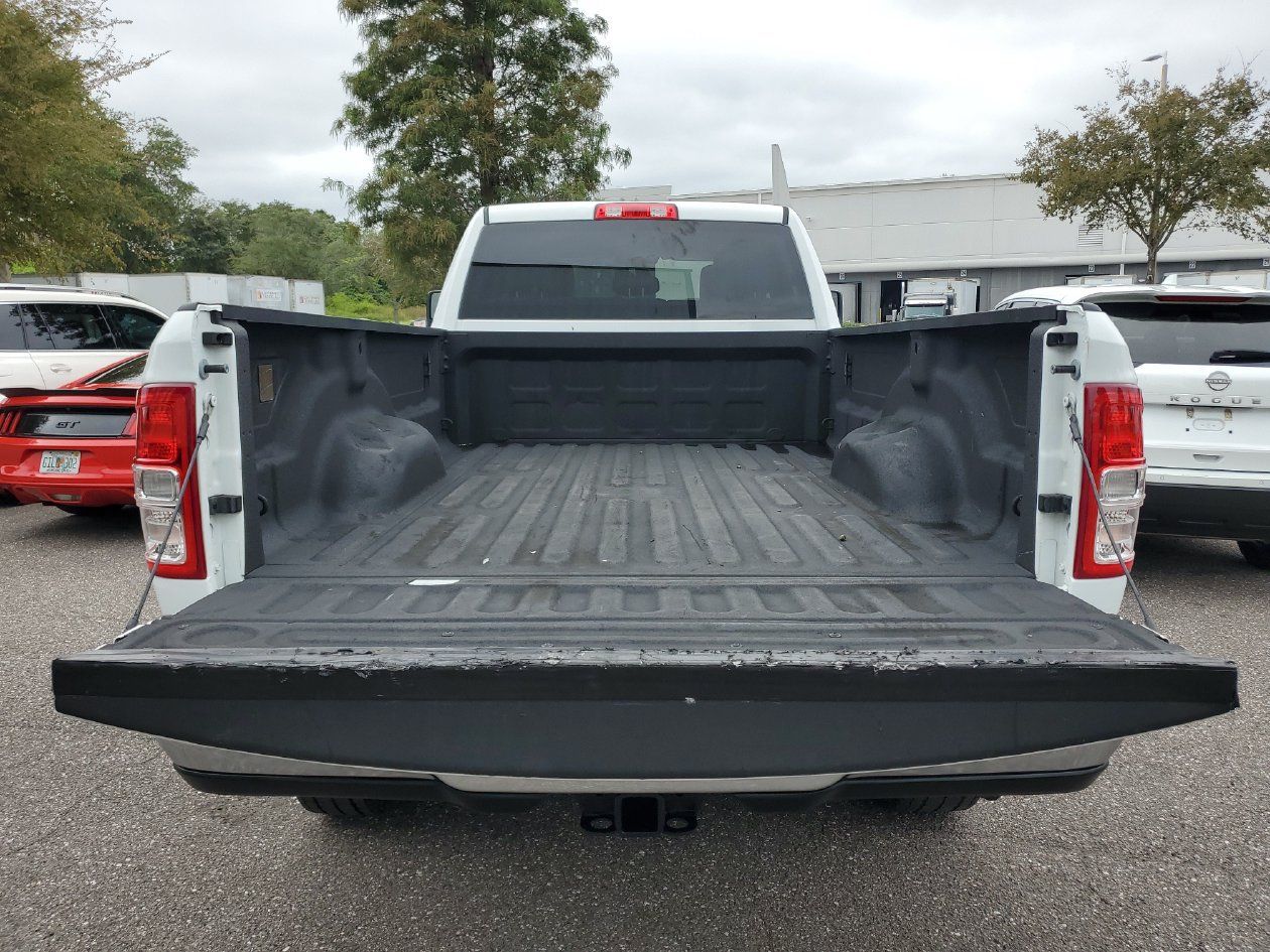 Used 2023 RAM 2500 Tradesman w/ Chrome Appearance Group AWD/4WD image 8
