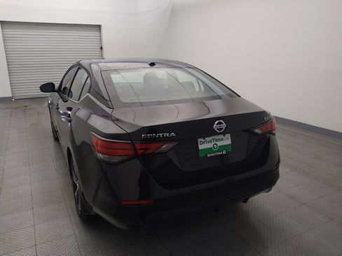 Used 2020 Nissan Sentra SV image 6