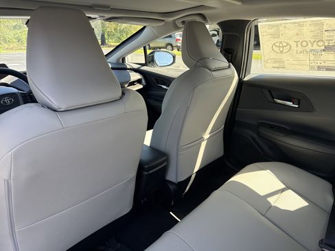 New 2025 Toyota Prius image 25