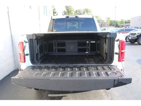Used 2025 RAM 1500 Limited image 7