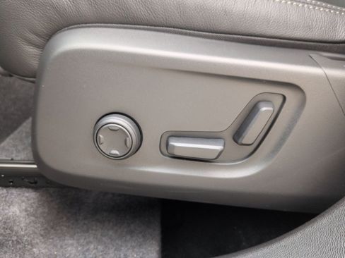 New 2026 Volvo XC40 B5 Plus w/ Protection Package Premier image 14