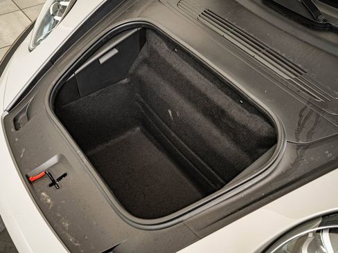 New 2026 Porsche 911 Carrera 4S image 33