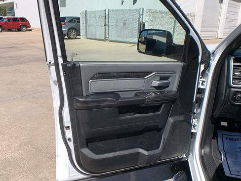 Used 2021 RAM 2500 Big Horn AWD/4WD image 11