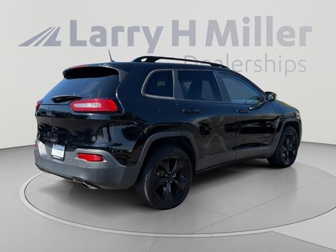 Used 2018 Jeep Cherokee Limited w/ High Altitude Package AWD/4WD image 5