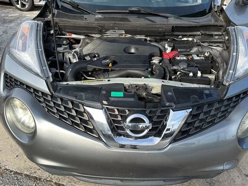 Used 2015 Nissan Juke SL image 24