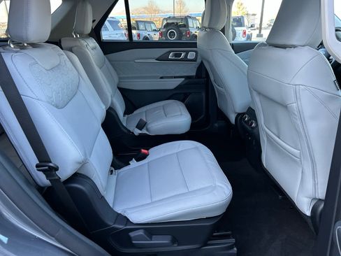 New 2026 Ford Explorer Platinum w/ LUX Leather Package image 20