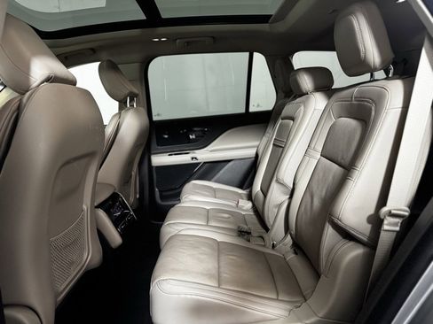 Used 2022 Lincoln Aviator Grand Touring w/ Elements Package Plus image 22