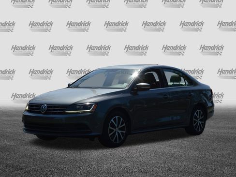 Used 2018 Volkswagen Jetta SE FWD image 7